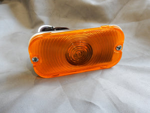 TURN SIGNAL LIGHT WITH AMBER LENS FOR 1966-68 BRONCO